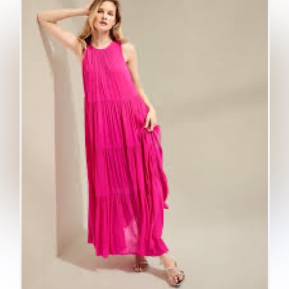 Banana Republic Dresses & Skirts - Banana Republic Pink Tiered Maxi Dress – M